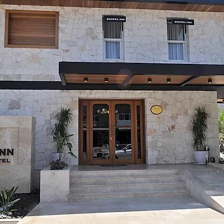 Skopea Exclusive Hotel *