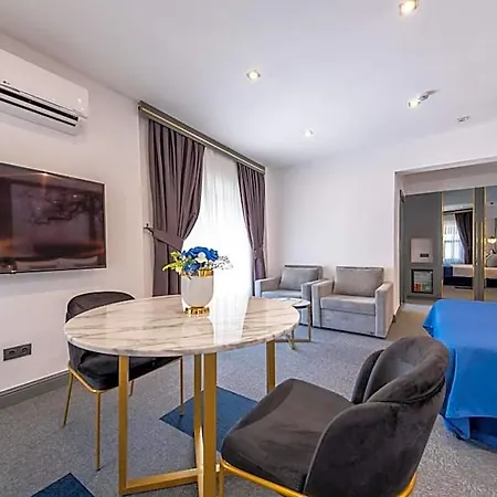 Skopea Exclusive Hotel