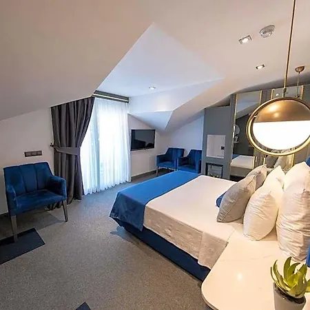 Skopea Exclusive Hotel